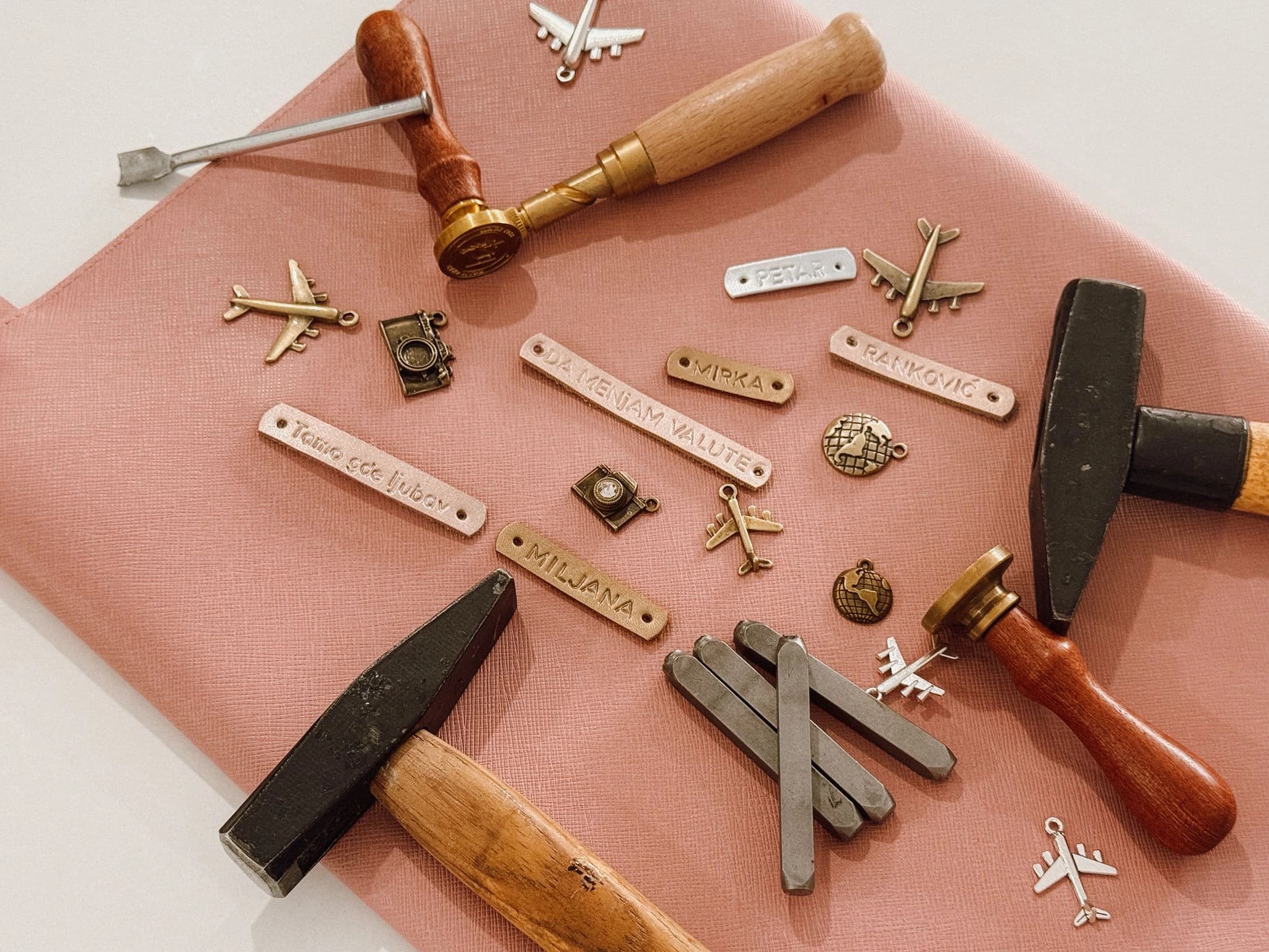 Alat Za Izradu Novčanika